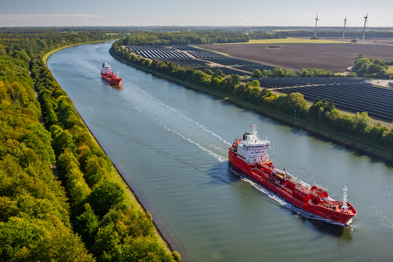 Global Shipping Industry Struggles To Navigate Net Zero Transition
